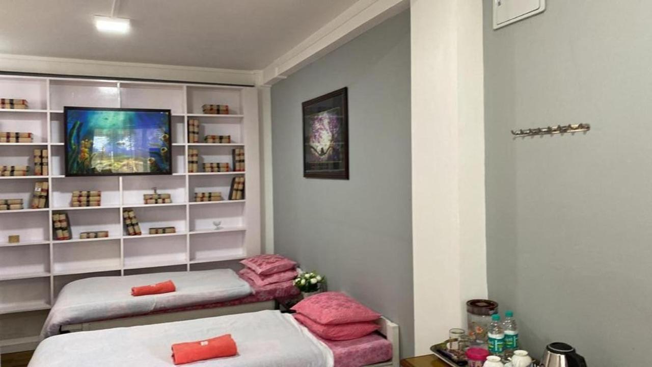 Jan Homestay Shillong Exterior photo